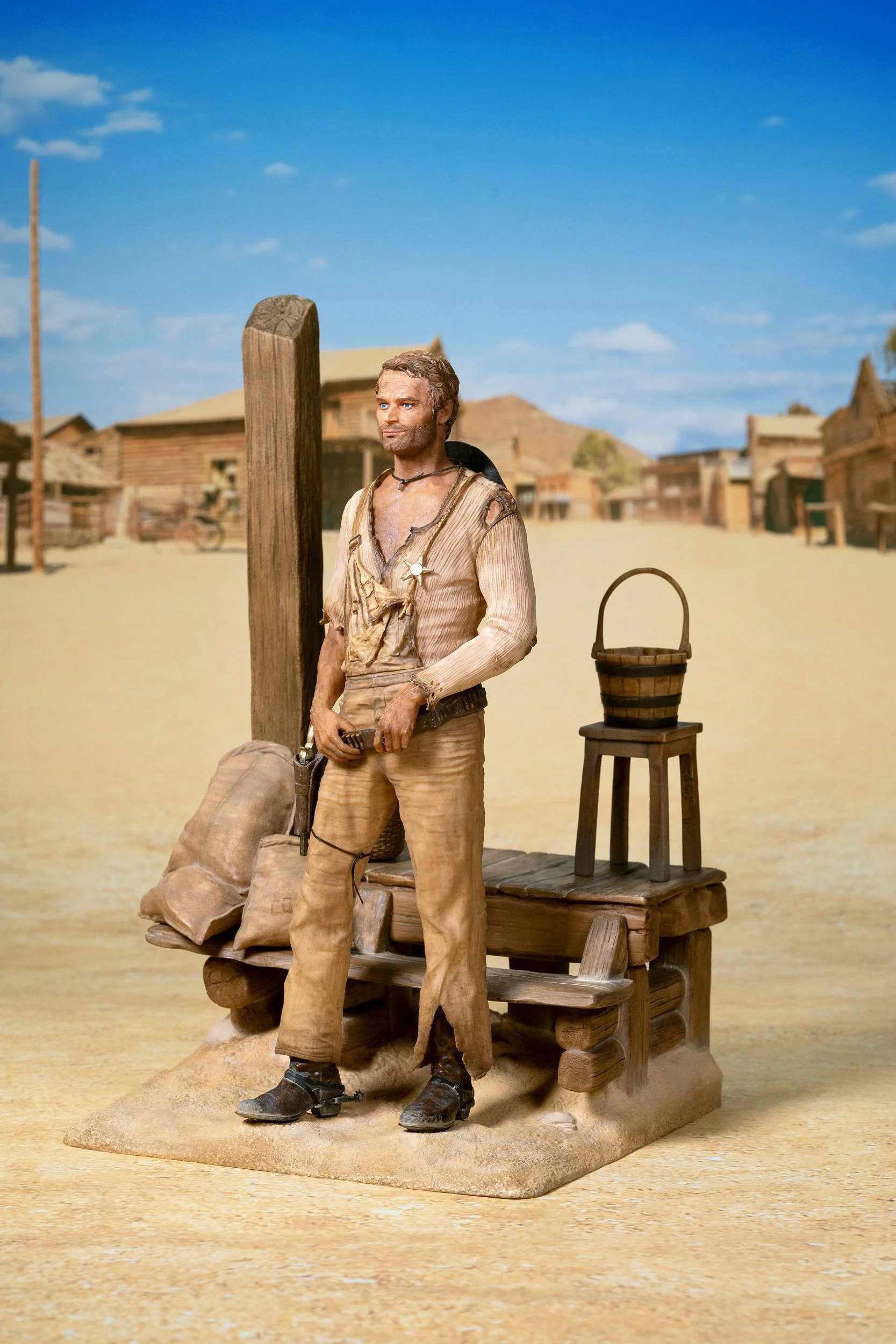 Terence Hill statue 1970 scale 1:6 (36cm) with exclusive autograph card - Image 8